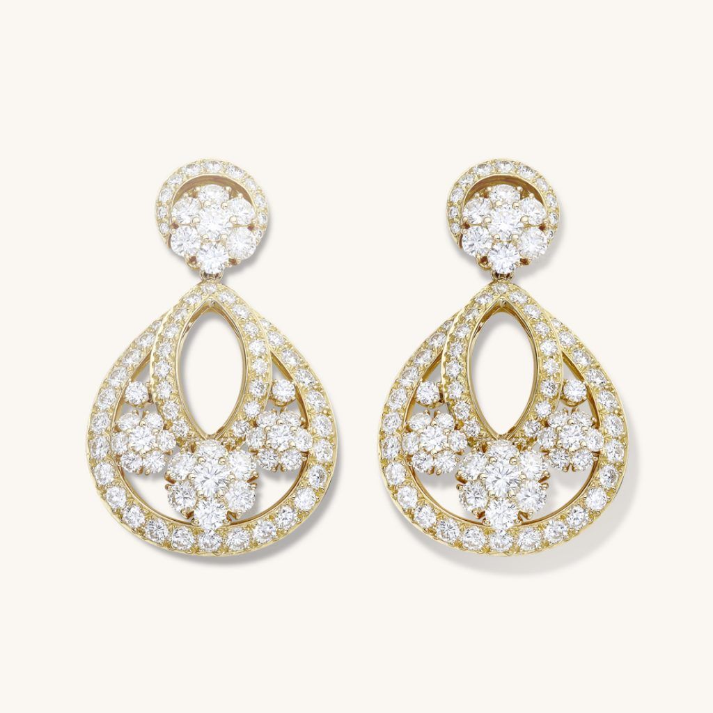 Высокое ювелирное искусство, коллекция Snowflake, серьги, платина, бриллианты, Van Cleef & Arpels